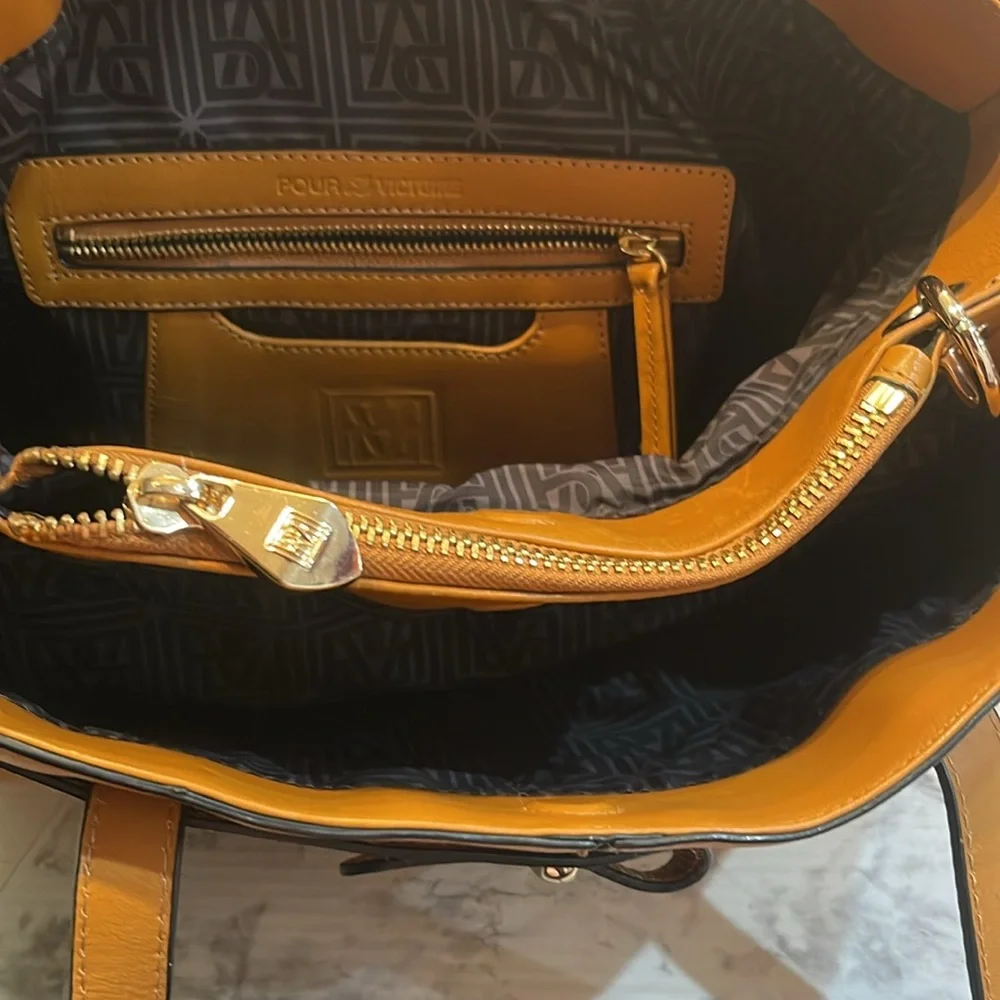 Pour La Victoire Tote bag - Picture 8 of 14